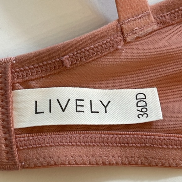 Lively Underwire Lace Bra Shell Pink Size 36DD NWT - Picture 15 of 17